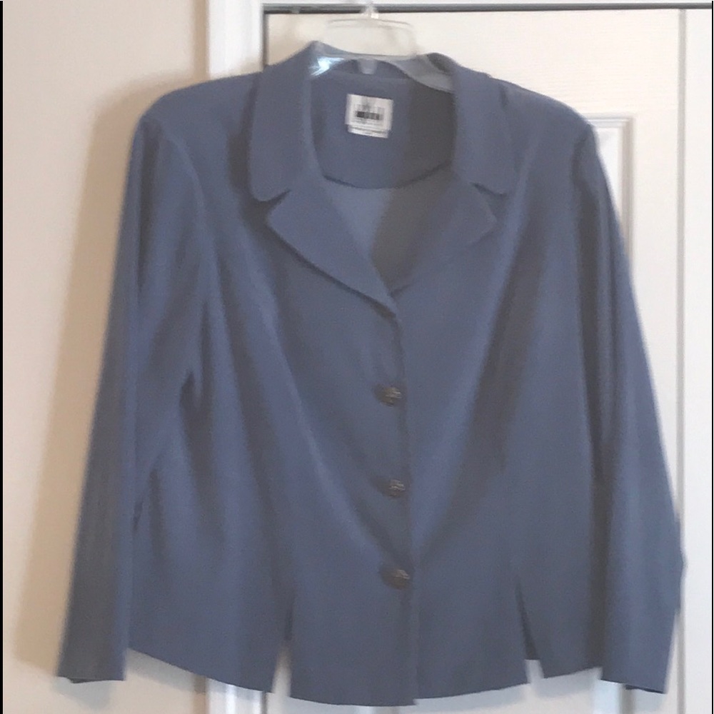 Cropped blazer